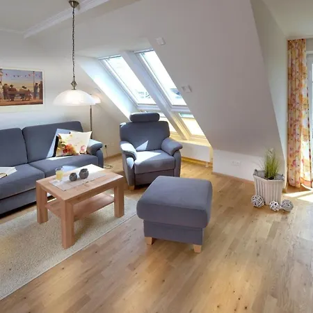 Haus Ebenezer 313 Sommernachmittag * Büsum
